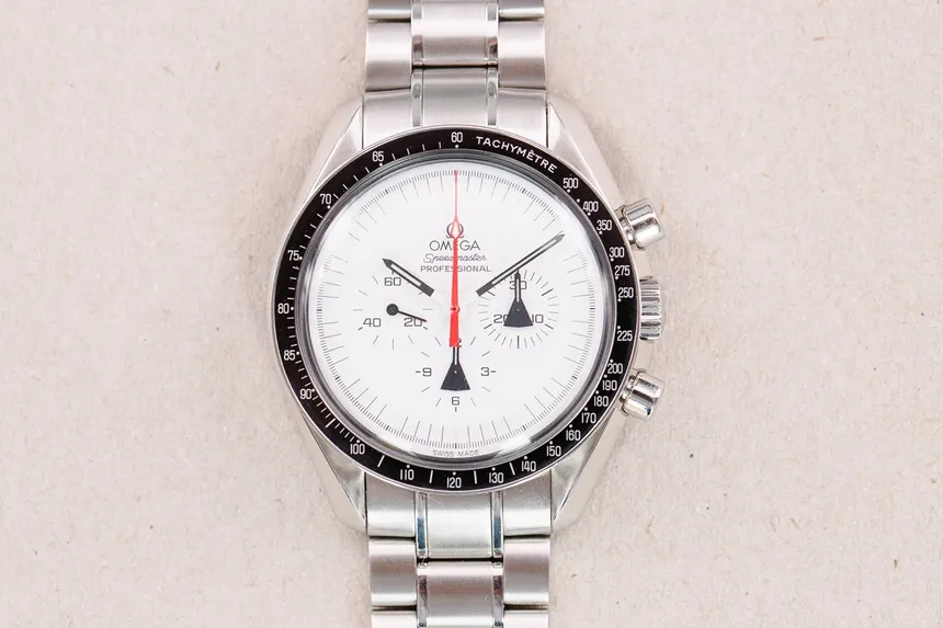 Omega Speedmaster Alaska Project quadrante bianco con contatori neri
